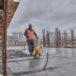 R�gua Vibrat�ria POWERSHIFT sem Carregador/Bateria DCPS330N-XJ