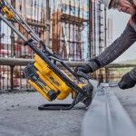 R�gua Vibrat�ria POWERSHIFT sem Carregador/Bateria DCPS330N-XJ