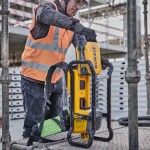 Vibrador Betão de Mochila POWERSHIFT sem Carregador/Bateria DCPS310N-XJ Vibrador Betão de Mochila POWERSHIFT sem Carregador/Bateria DCPS310N-XJ