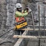 Vibrador Bet�o POWERSHIFT sem Carregador/Bateria DCPS320N-XJ