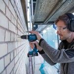 Aparafusadora c/ Percuss�o GSB 18V-45 3x4Ah PC+Gal18V-40 L-Case Bosch