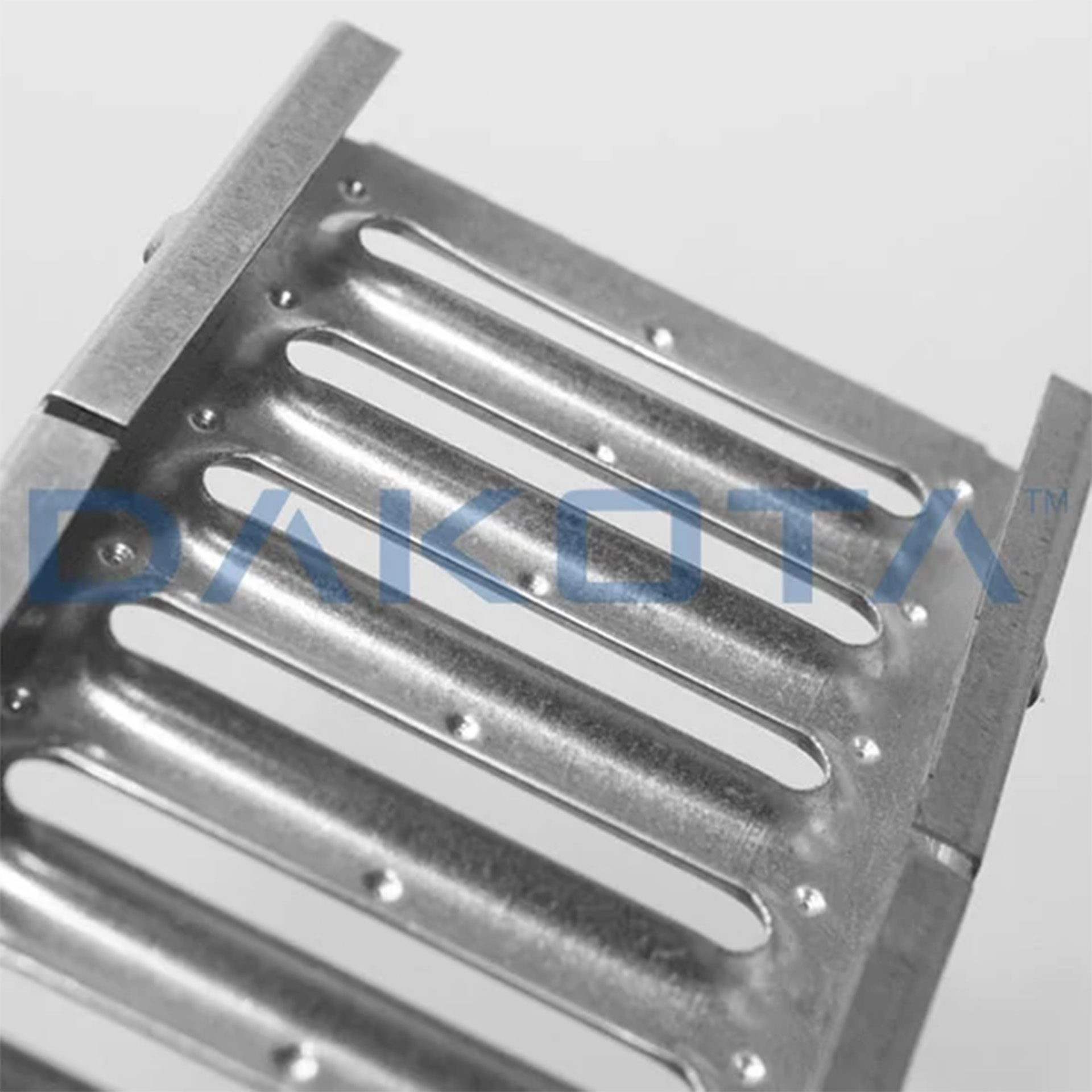 Grelha Retangular Estampada Galvanizada c/ Clip 130 Dakota