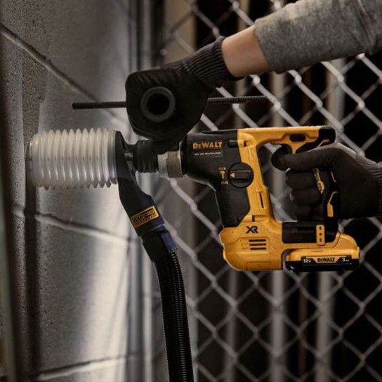 Kit 12V Aparafusador e Martelo sem Escovas 3Ah Dewalt DCK2102L2T-QW Kit 12V Aparafusador e Martelo sem Escovas 3Ah Dewalt DCK2102L2T-QW